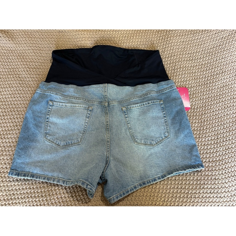 Isabel maternity midi shorts - Picture 2 of 4